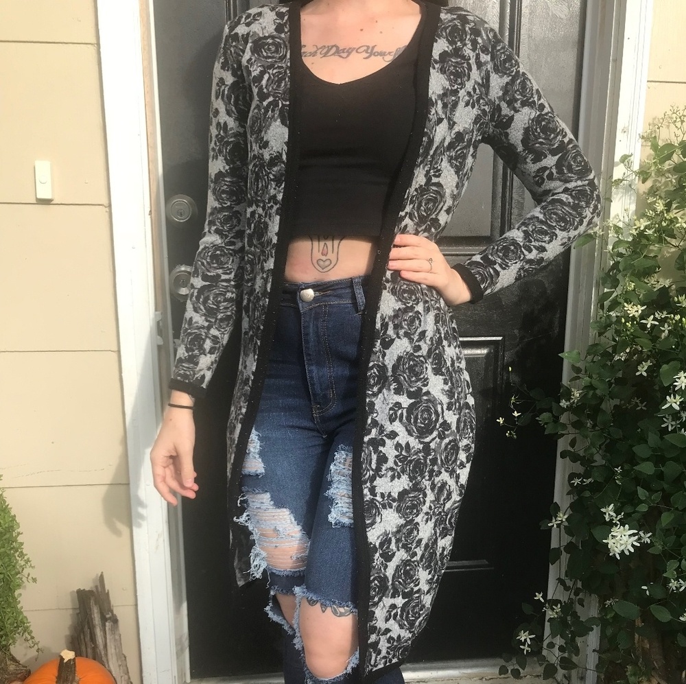 Hot Topic Rose Cardigan